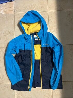 Columbia Blue & Navy Hooded Rain Jacket with Yellow Trim